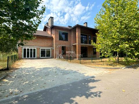 будинок за адресою лісова