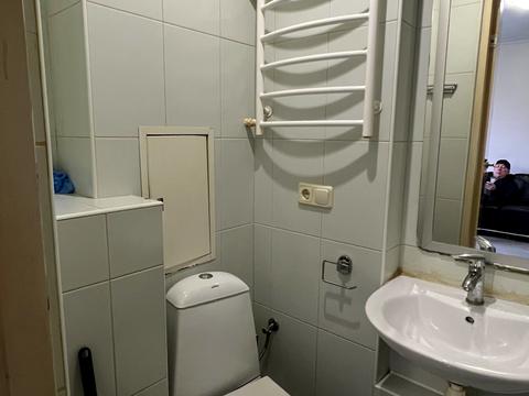 комерційна за адресою Рибальська вул., 3