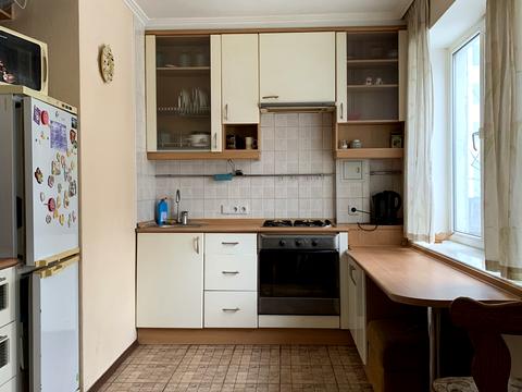 квартира за адресою Бакинська вул., 37