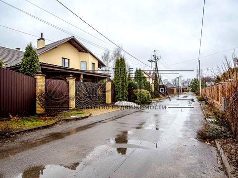 дом по адресу Центральна ул.