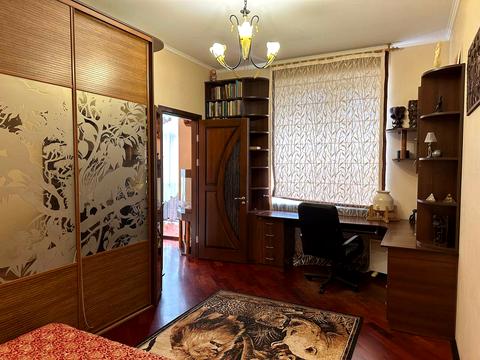 квартира за адресою Лондонська вул. (Пітерська), 2