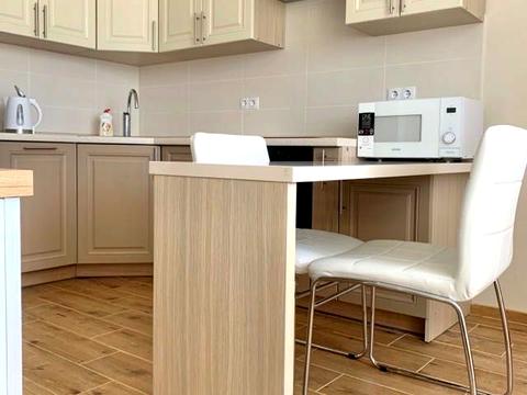 квартира по адресу Метерологічна, 42