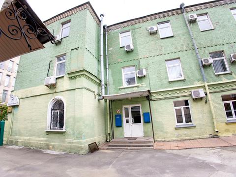 комерційна за адресою Борисоглібська вул., 12