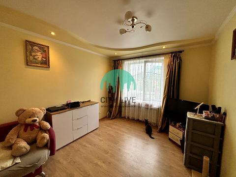 квартира за адресою Довбуша, 204