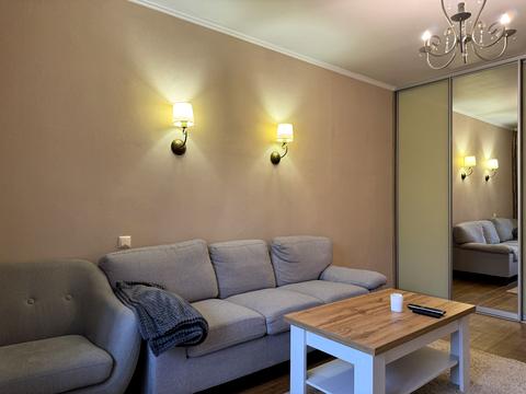 квартира по адресу Ревуцкого ул., 25