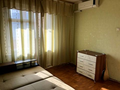 квартира за адресою В'ячеслава Чорновола вул., 10