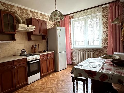 квартира за адресою Бабаджаняна, 27