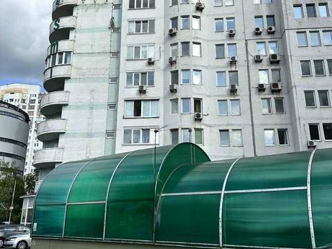 паркоместо по адресу Миколы Бажана просп., 12-А