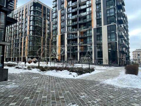 паркомісце за адресою Джона Маккейна вул. (Івана Кудрі), 3-А