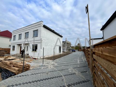 будинок за адресою Центральна вул.