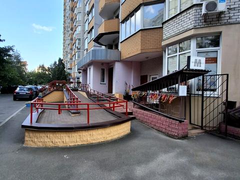 квартира за адресою Анни Ахматової вул., 35-А