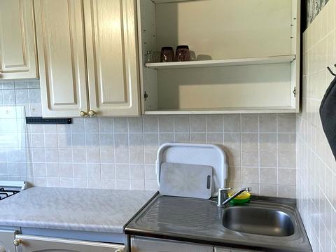 квартира за адресою Космонавтів вул., 58/2