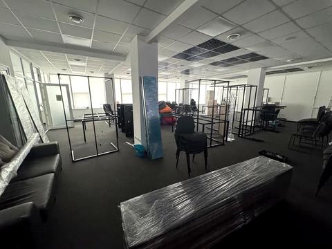 комерційна за адресою Січових Стрільців вул. (Артема), 4
