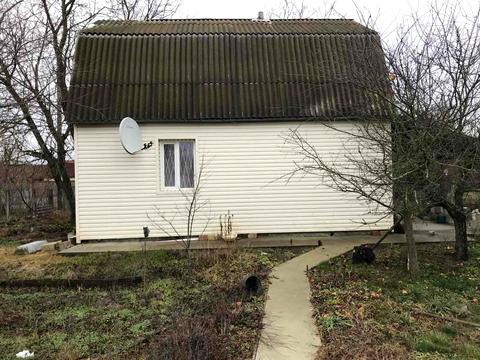 дом по адресу квітнева