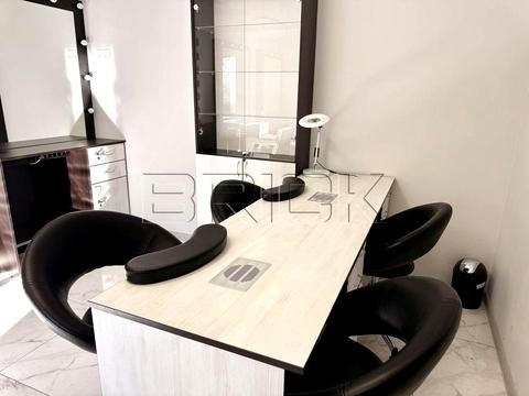 комерційна за адресою Ясинуватський пров., 11