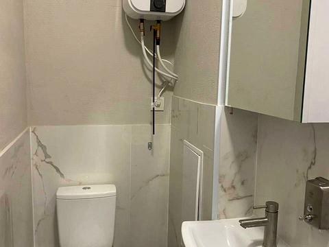 комерційна за адресою Тарасівська, 25