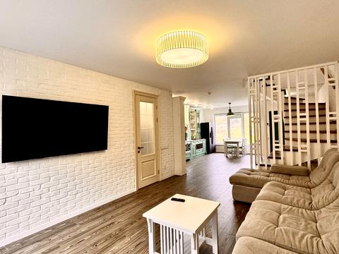 будинок за адресою Лугова, 70А