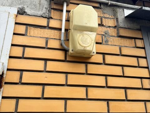 паркомісце за адресою Озерна вул., 14