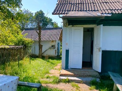 дом по адресу Центральна