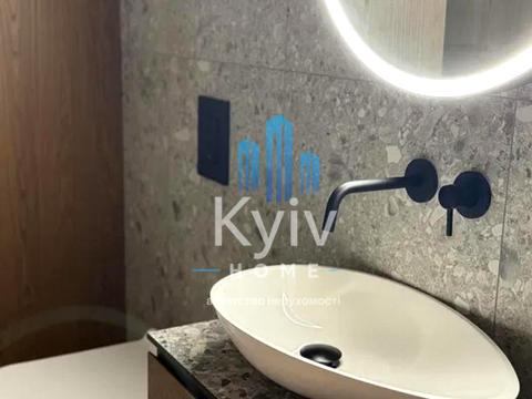 будинок за адресою Лугова вул.