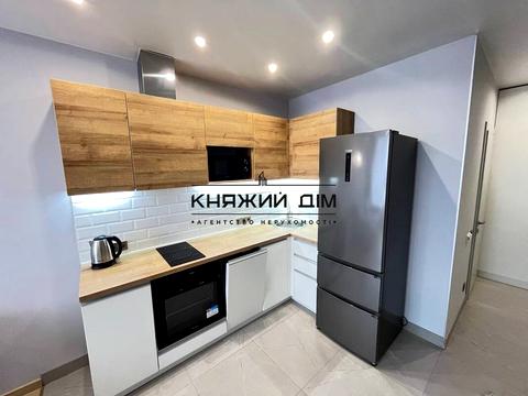 квартира за адресою Дніпровська набережна вул., 17-К