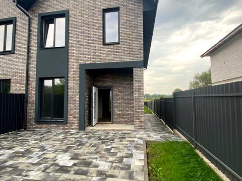 будинок за адресою Черняхівського вул.