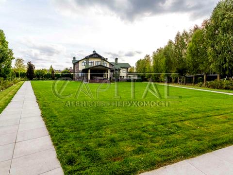 будинок за адресою світанкова, 10