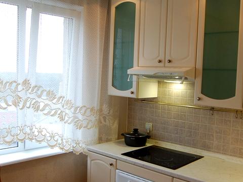 квартира за адресою Академіка Глушкова просп., 13