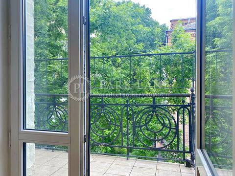 квартира за адресою Введенська вул., 6