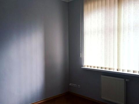 коммерческая по адресу Евгения Коновальца ул. (Щорса), 32-Б