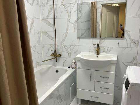 квартира за адресою Олександра Хіри вул., 19