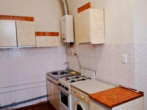 квартира за адресою Під Дубом вул. (Космонавтів), 14