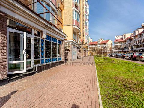 коммерческая по адресу Владимира Ивасюка просп. (Героїв Сталінграду), 8