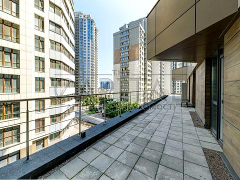 коммерческая по адресу Андрея Верхогляда ул. (Михайла Драгомирова), 14-А