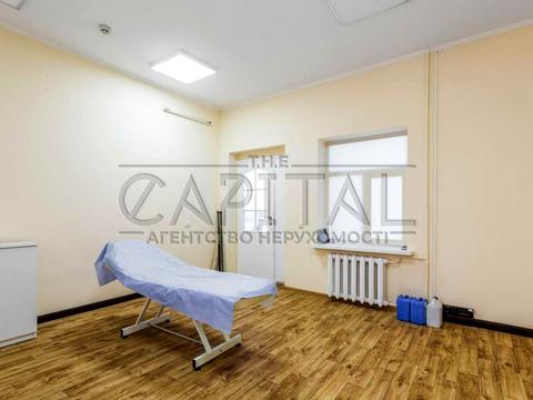комерційна за адресою Шовковична вул., 34