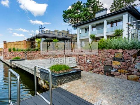 будинок за адресою Плютовська вул.