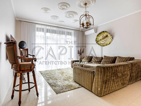 будинок за адресою Буча, Богдана Хмельницького бульв.