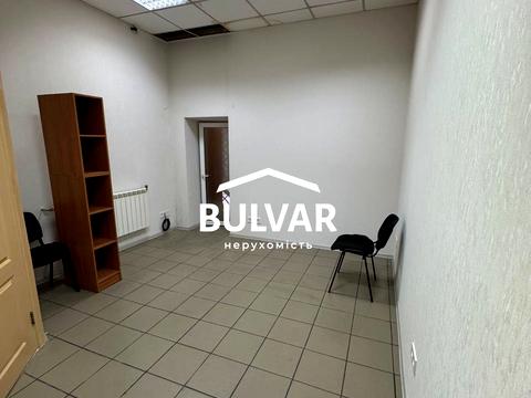 комерційна за адресою Сумська вул., 5