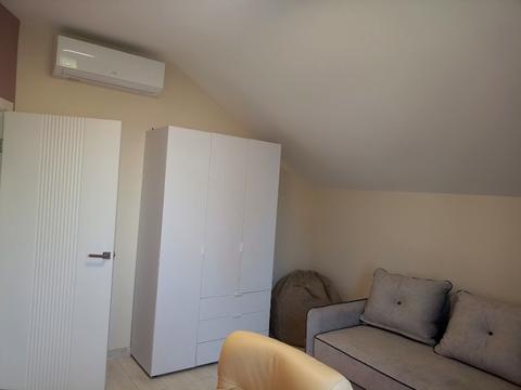 будинок за адресою Богатирська вул., 42