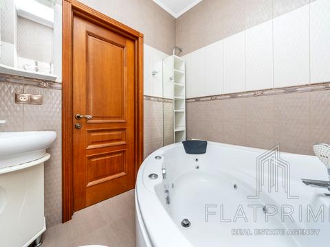 квартира за адресою Регенераторна вул., 4 к17