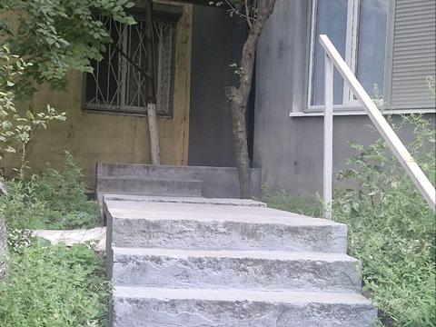 комерційна за адресою Володимира Вернадського вул. (Дзержинського), 35
