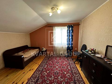 дом по адресу Жовтнева