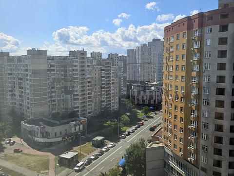 квартира за адресою Миколи Бажана просп., 24/1