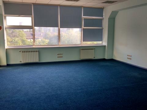 коммерческая по адресу Вацлава Гавела бульв. (Івана Лепсе), 4