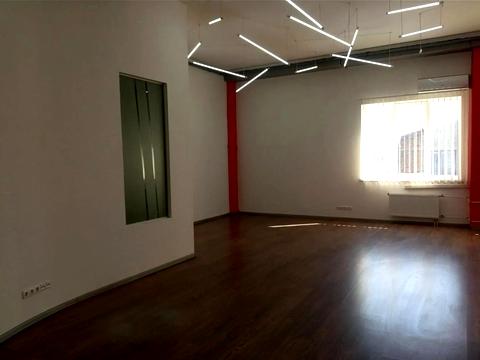 коммерческая по адресу Васильковская ул., 30