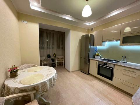 квартира по адресу Зодчих ул., 13