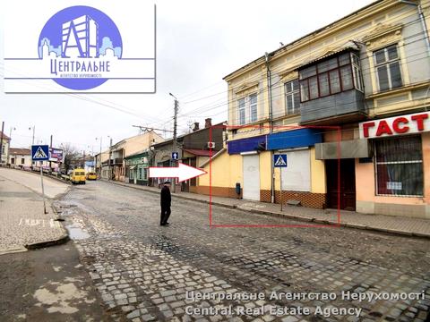 комерційна за адресою Сагайдачного, 25