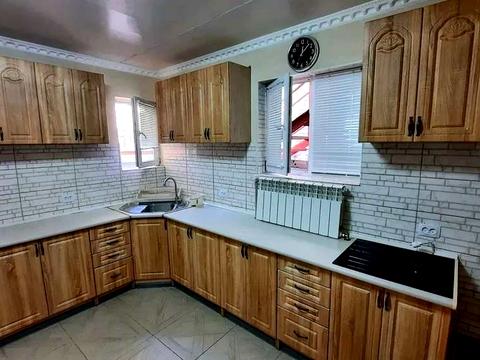 будинок за адресою Дружби вул., 10