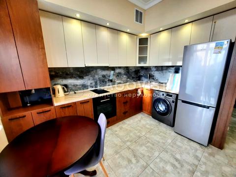 квартира за адресою Метрологічна вул., 58-Б