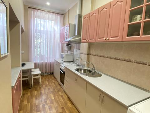 квартира за адресою Велика Васильківська вул. (Червоноармійська), 106